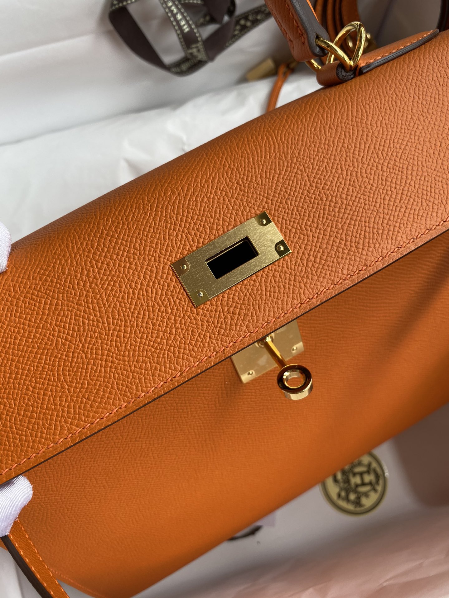 Hermes Kelly 28cm Handbag Shoulder Bag in Orange Epsom Leather